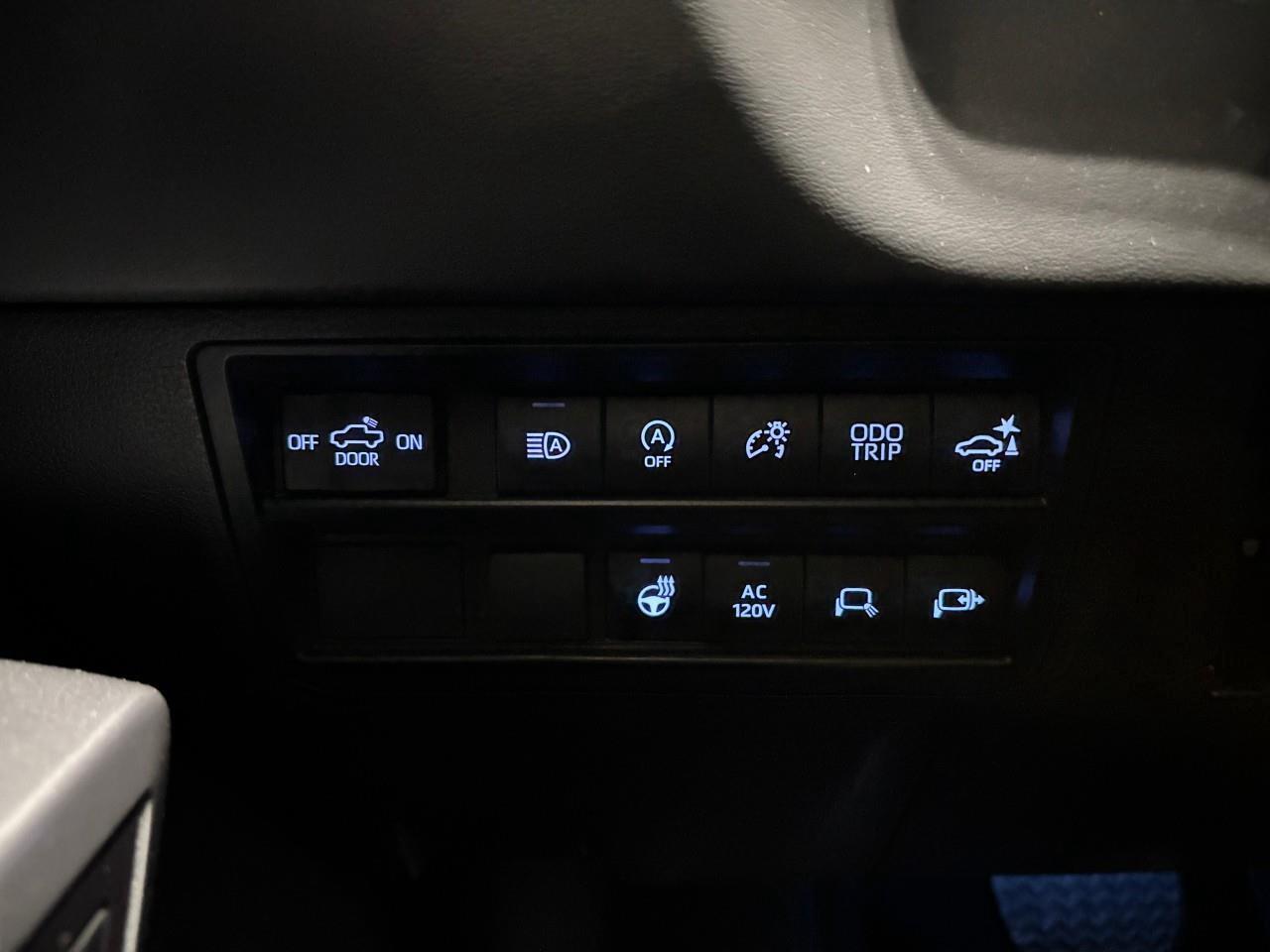 2023 Toyota Tundra Platinum Photo