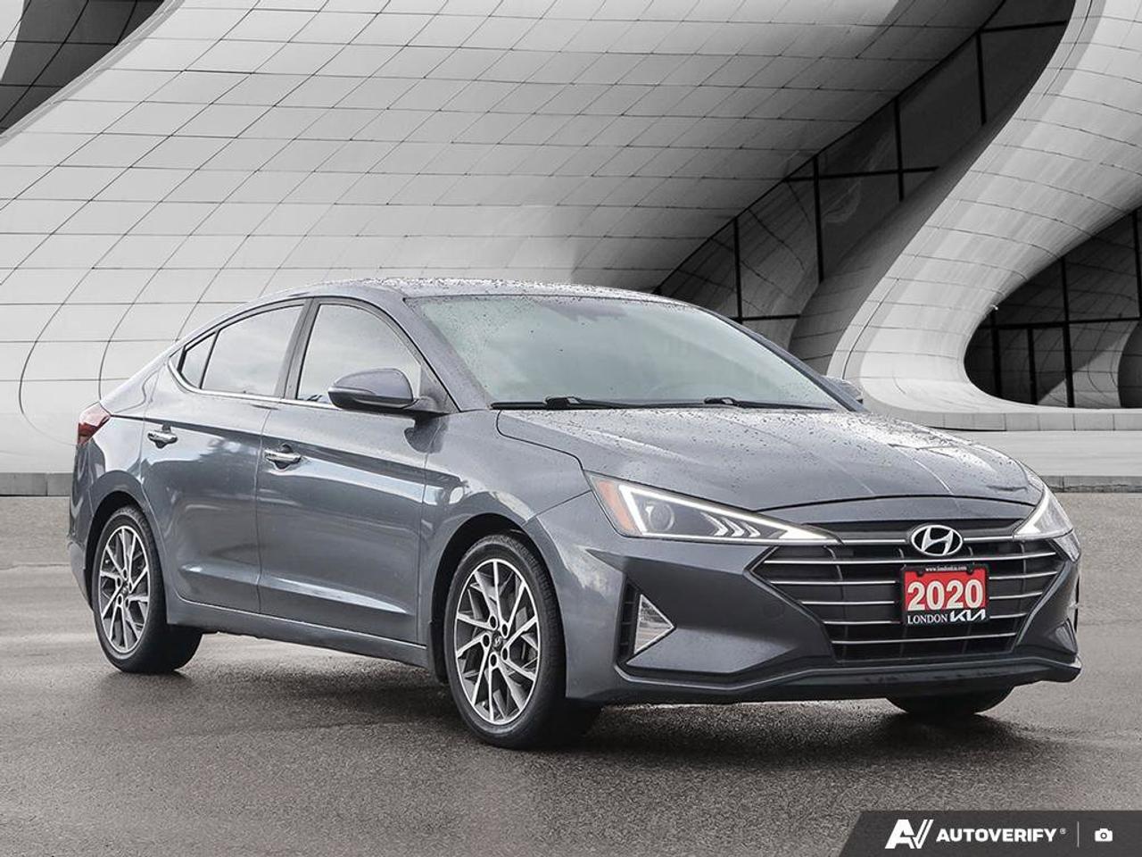 2020 Hyundai Elantra Luxury Photo