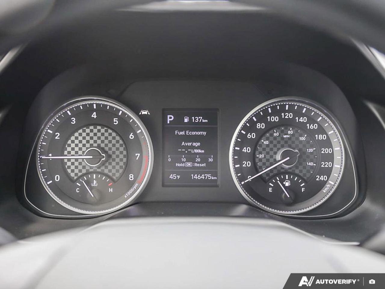 2020 Hyundai Elantra Luxury Photo