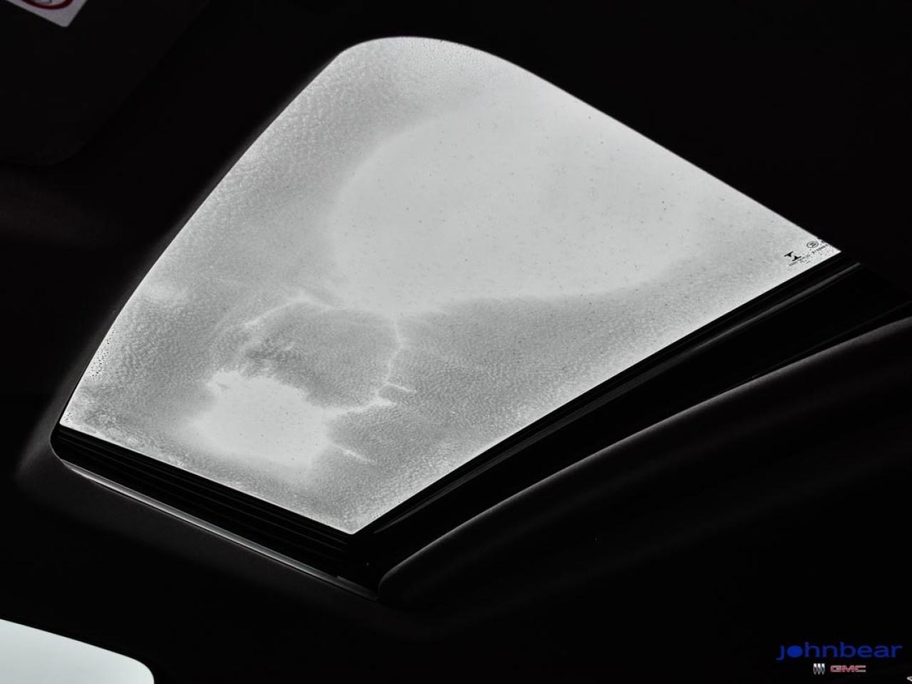 2022 GMC SIERRA 2500HD DENALI Photo