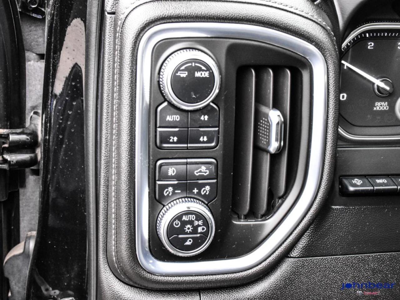 2022 GMC SIERRA 2500HD DENALI Photo