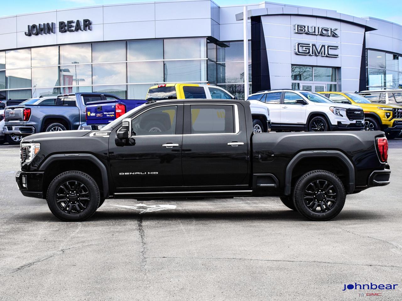 2022 GMC SIERRA 2500HD DENALI Photo