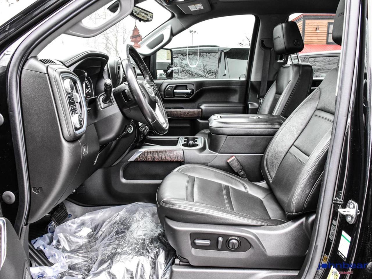 2022 GMC SIERRA 2500HD DENALI Photo