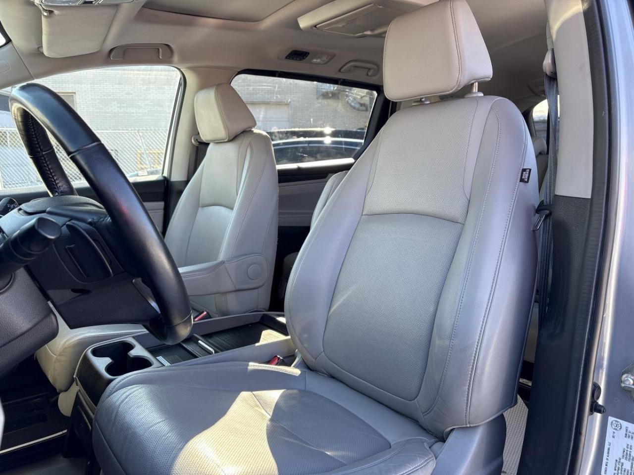 2019 Honda Odyssey Touring Photo