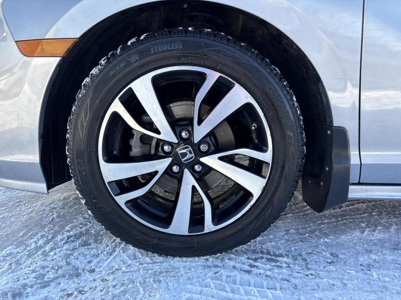 2019 Honda Odyssey Touring Photo