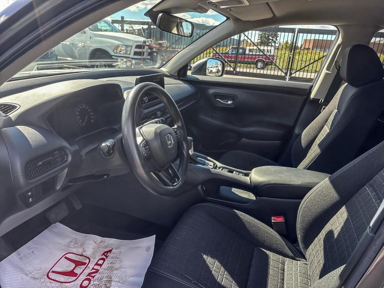 2024 Honda HR-V LX Photo