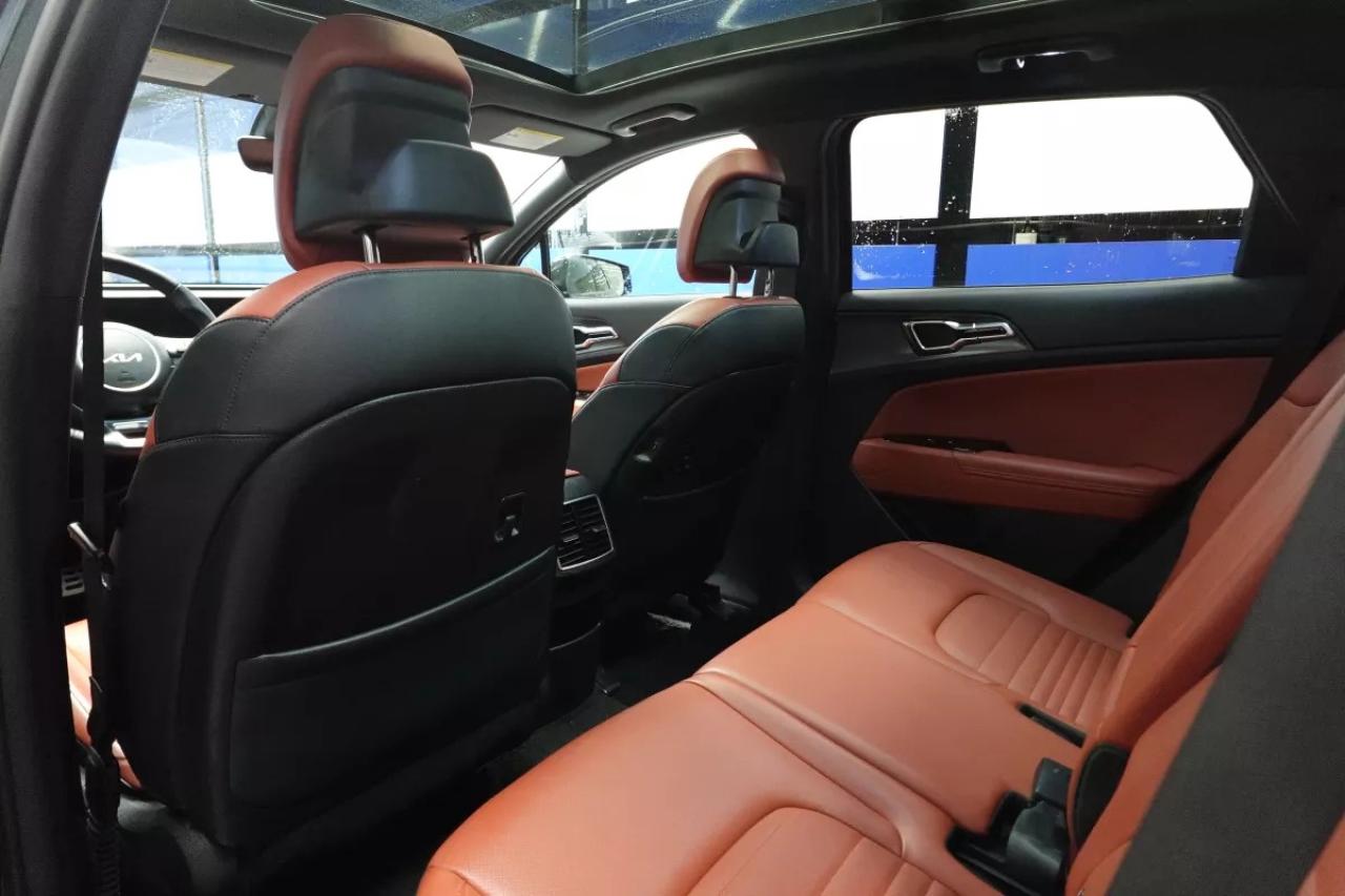 2023 Kia Sportage EX Photo