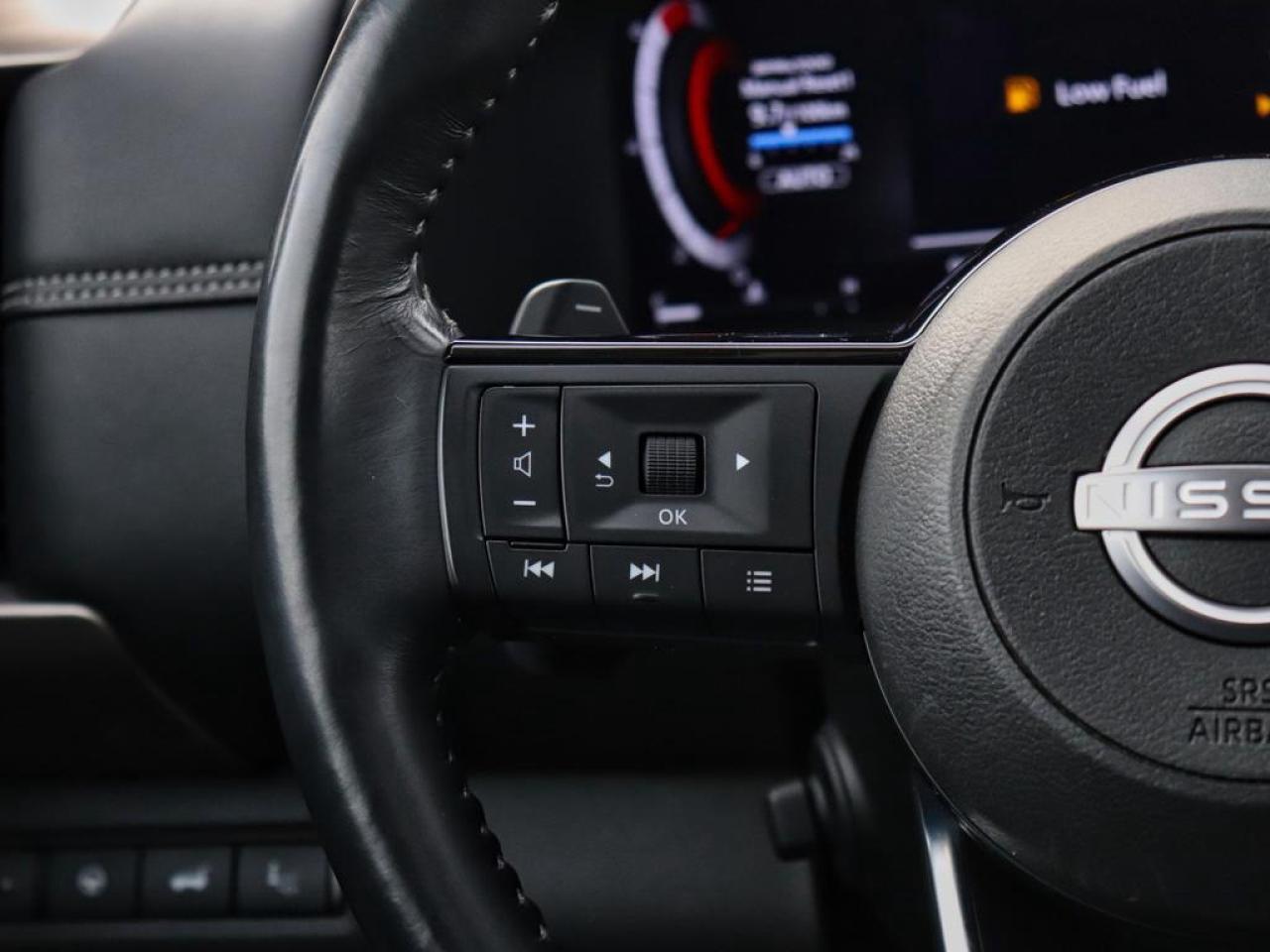 2024 Nissan Pathfinder Platinum  HUD, COOLED SEATS,BOSE Photo