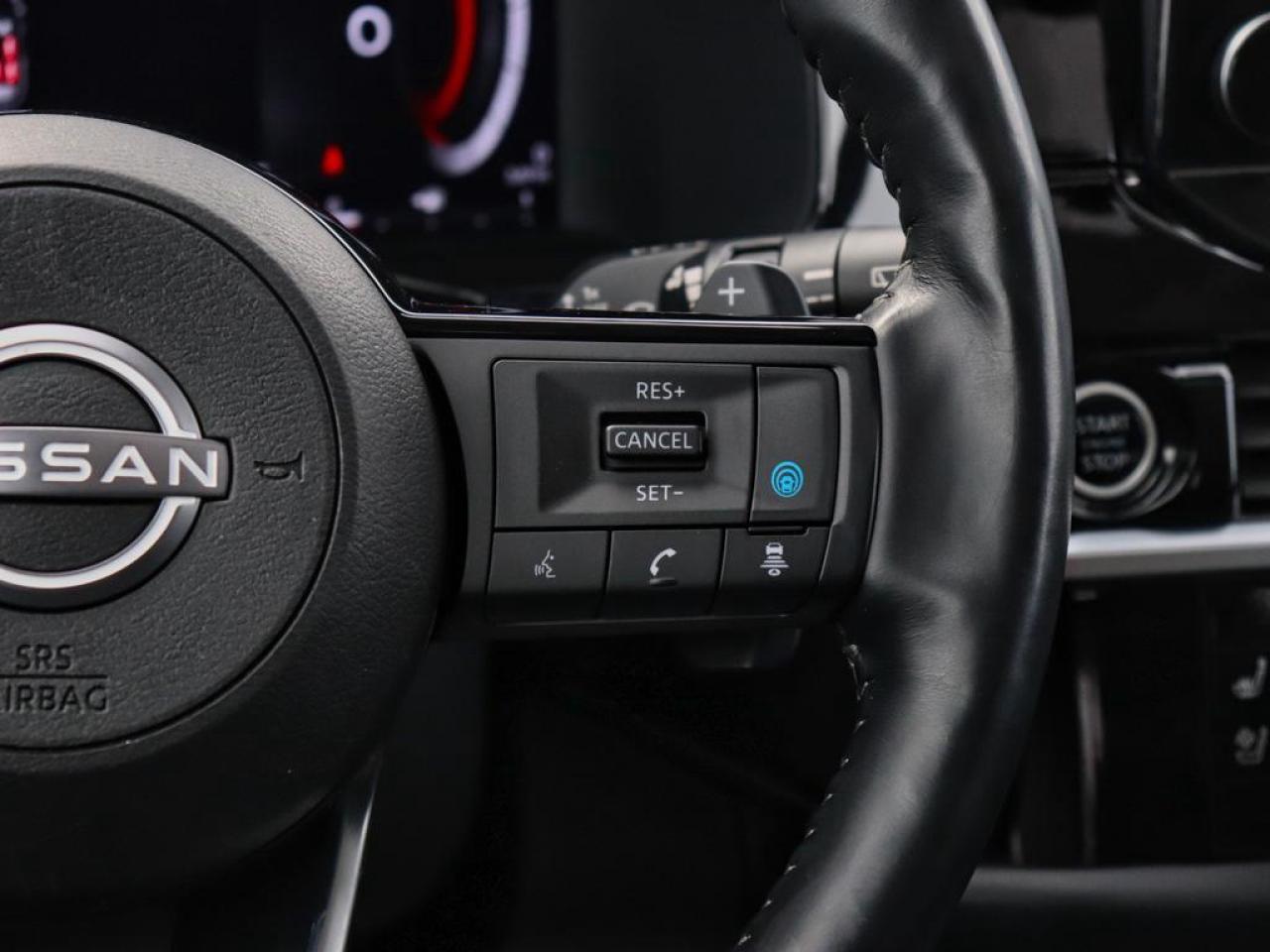 2024 Nissan Pathfinder Platinum  HUD, COOLED SEATS,BOSE Photo