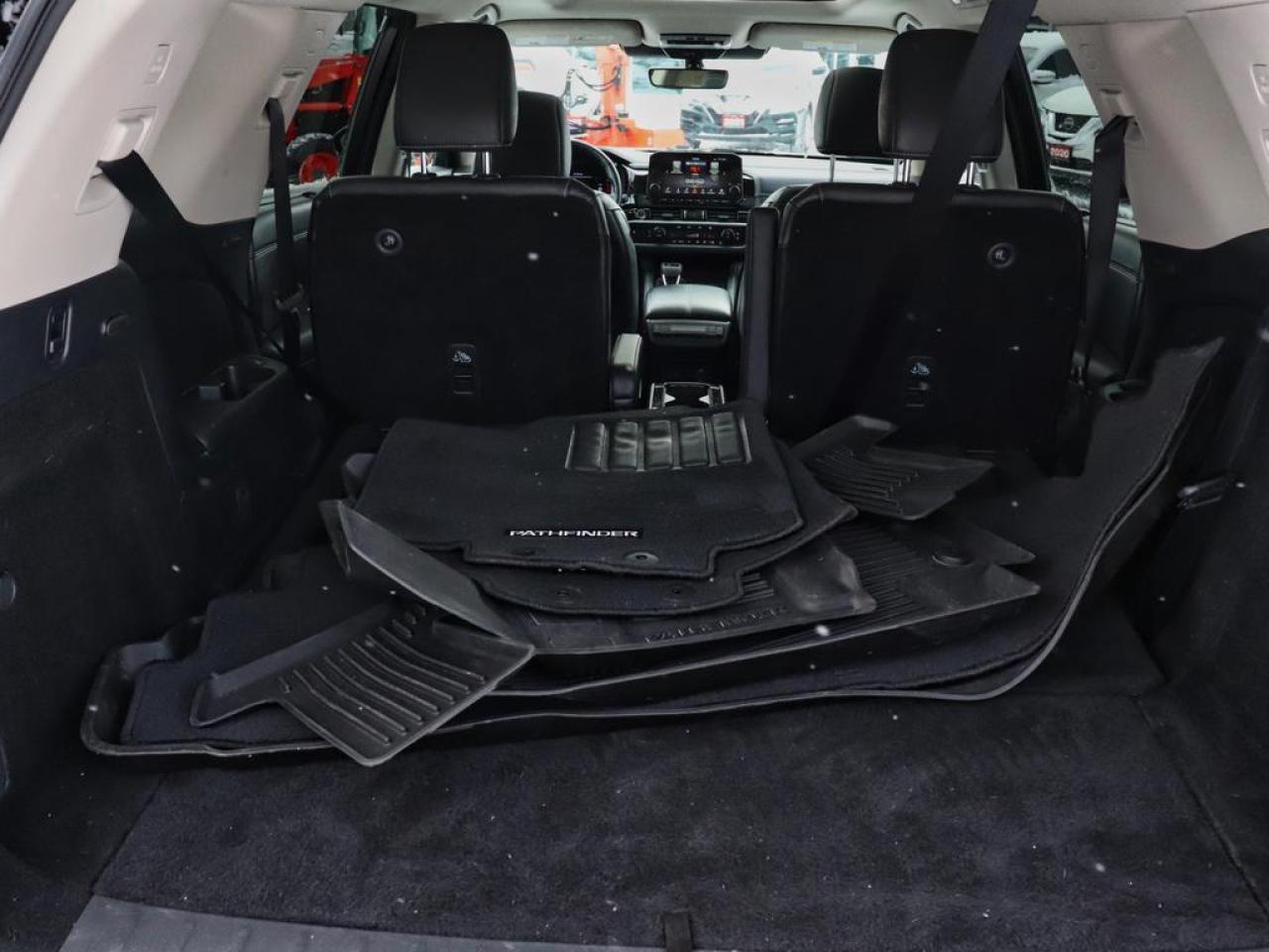 2024 Nissan Pathfinder Platinum  HUD, COOLED SEATS,BOSE Photo