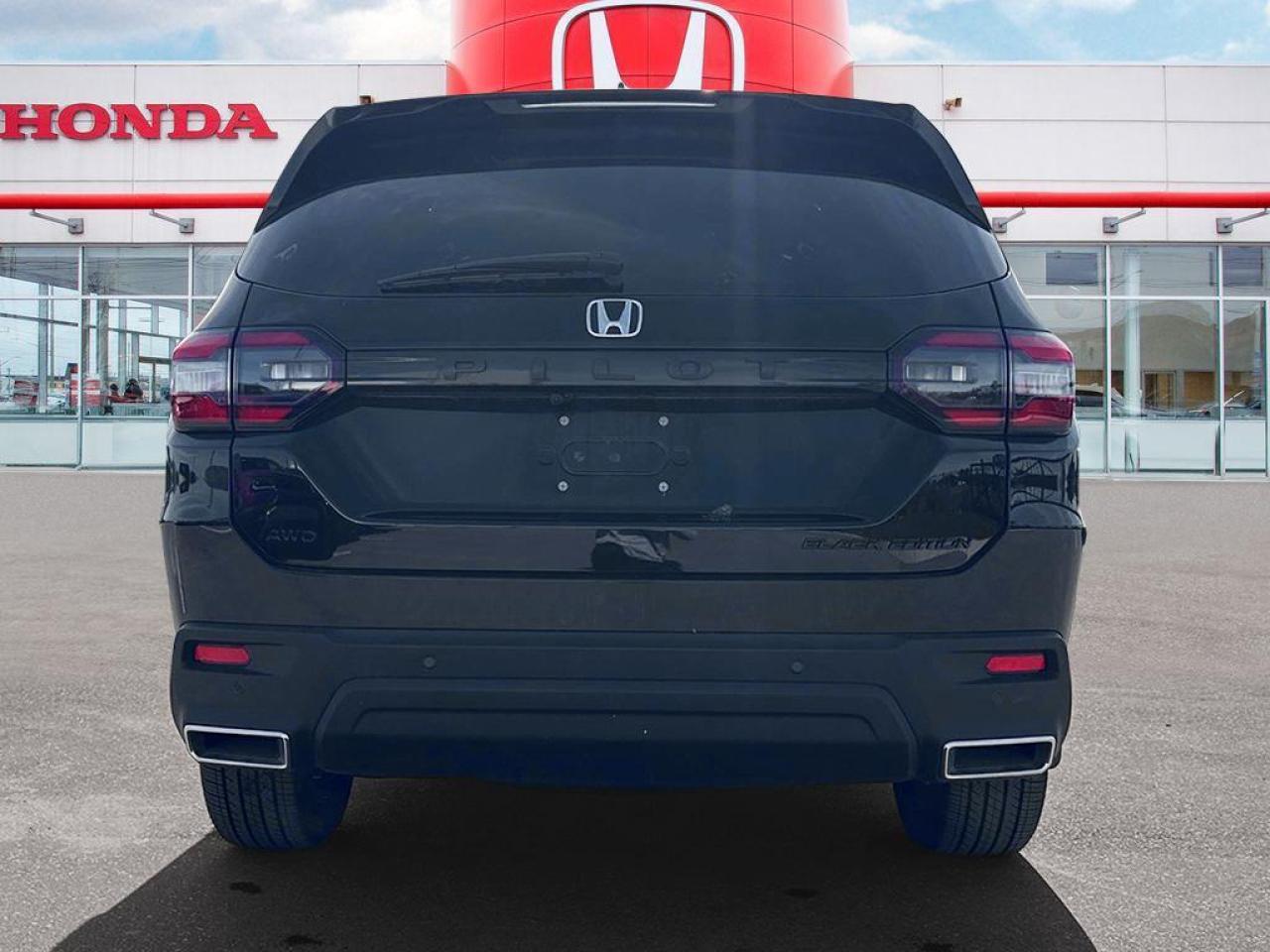 2025 Honda Pilot Black Edition Photo4