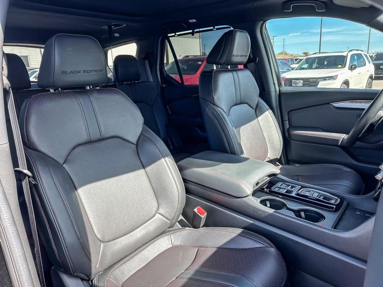 2025 Honda Pilot Black Edition Photo