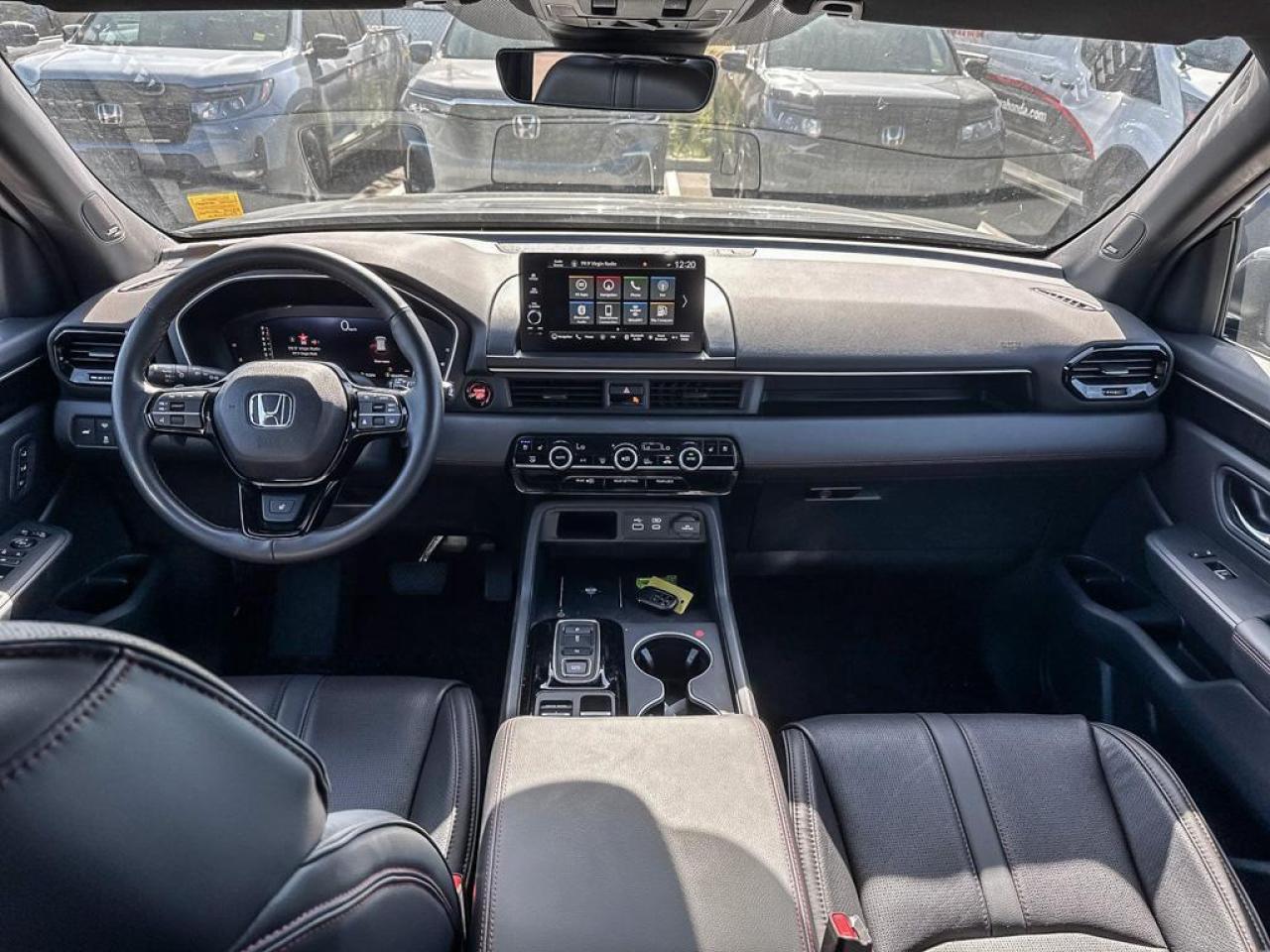 2025 Honda Pilot Black Edition Photo