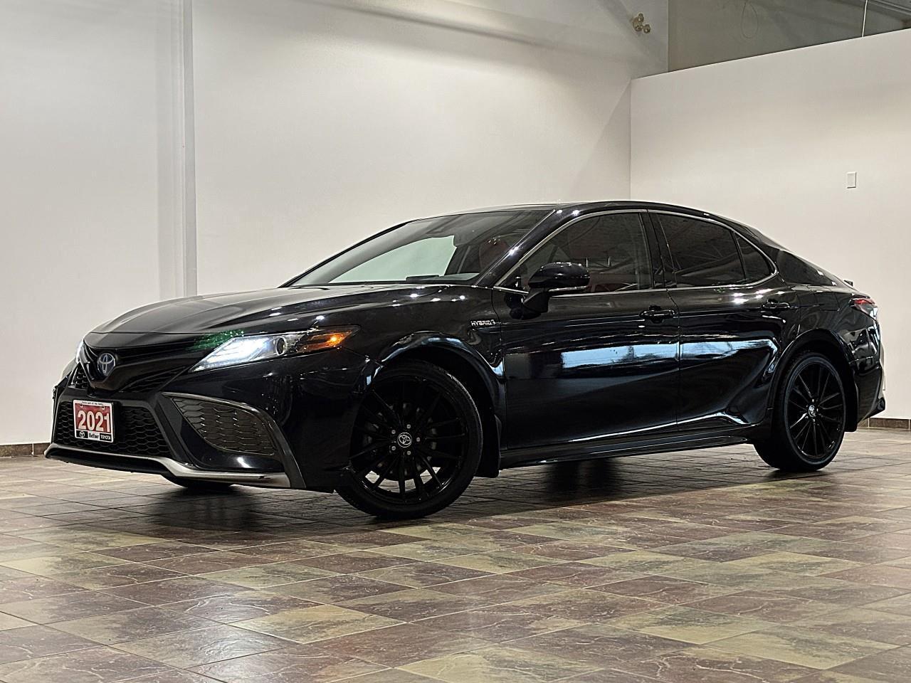 2021 Toyota Camry Hybrid XSE Photo