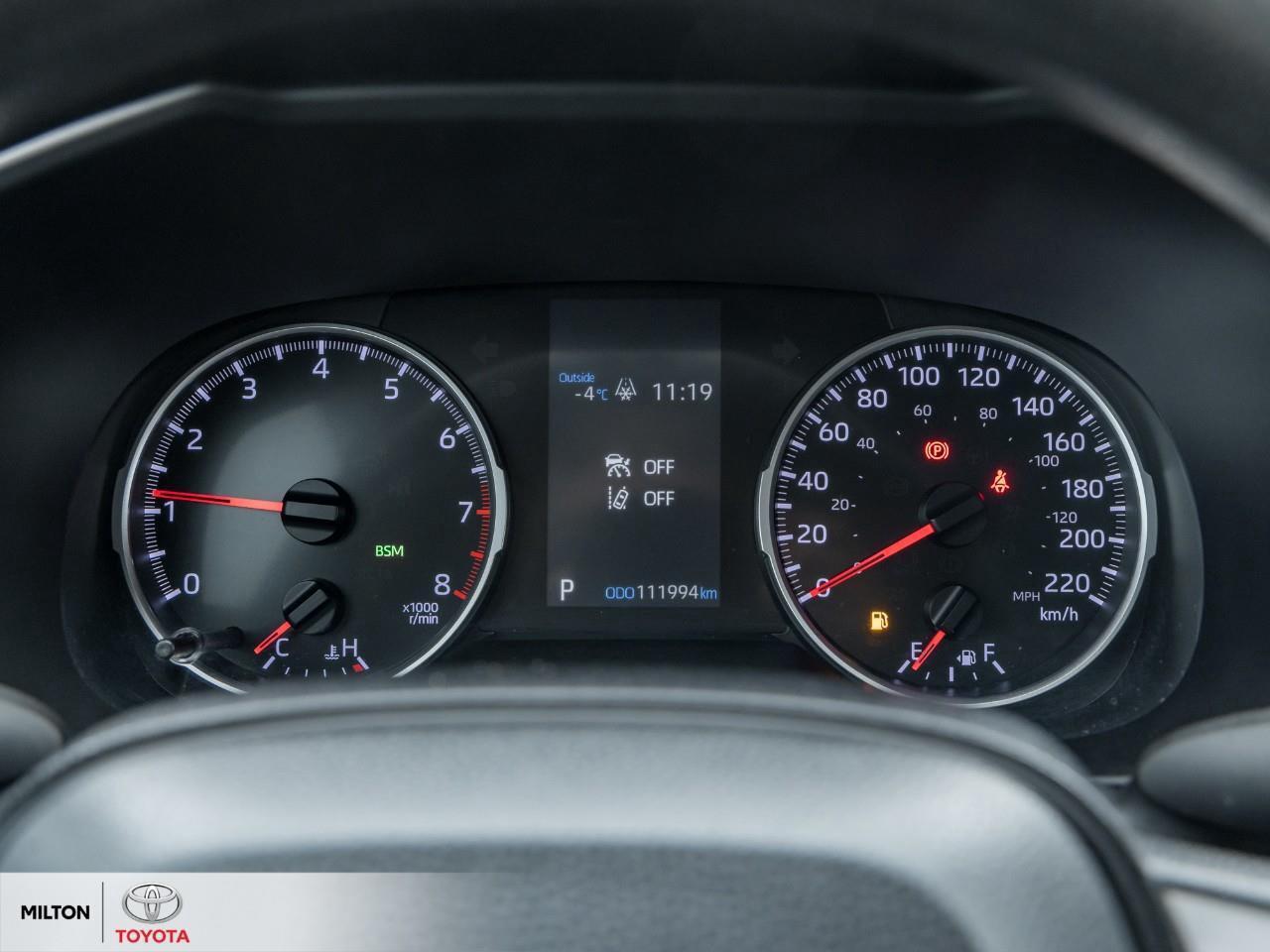 2022 Toyota RAV4 LE HEATED SEATS APPLE CARPLAY BLIND SPOT SAFETY SE Photo