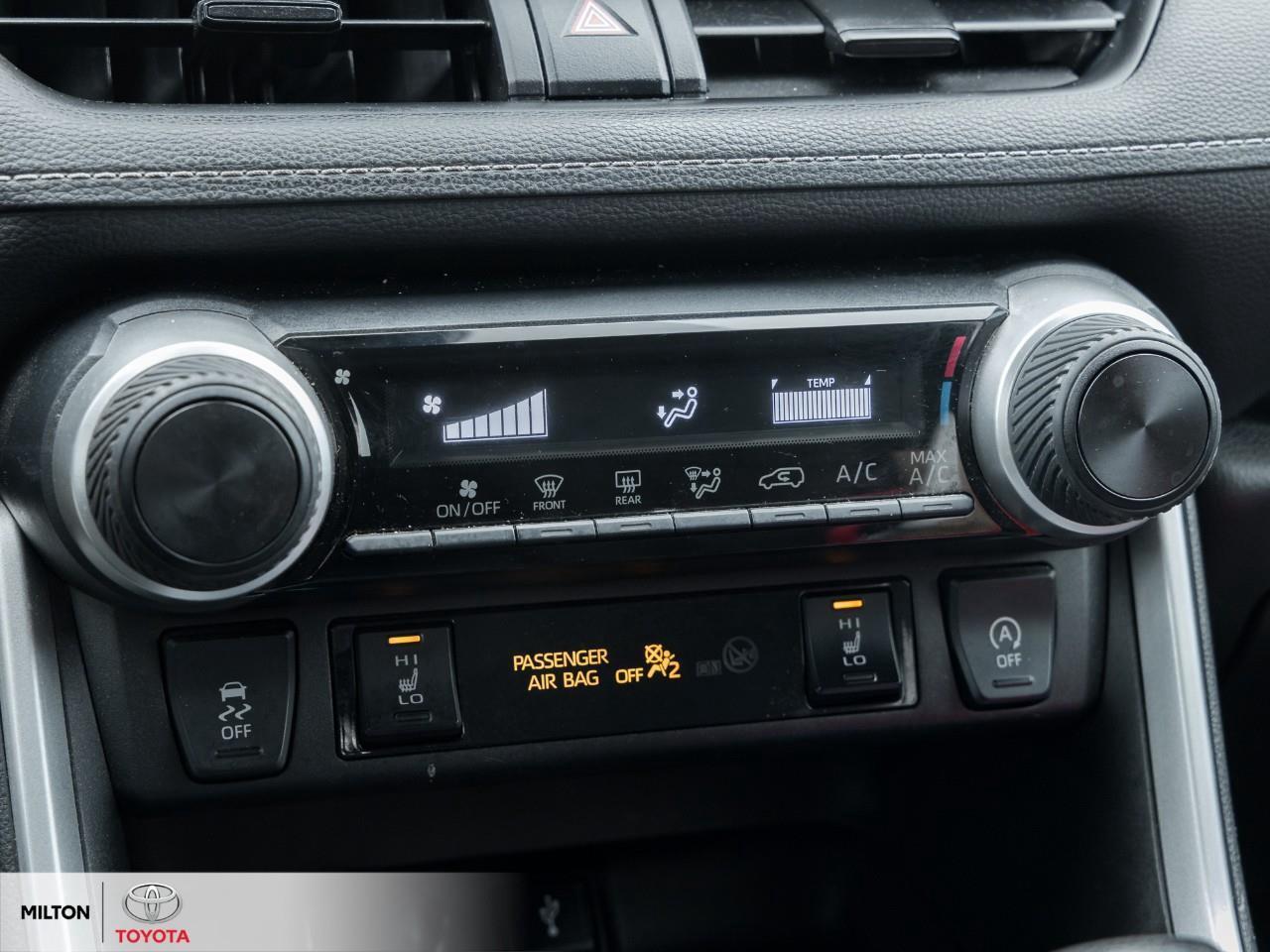 2022 Toyota RAV4 LE HEATED SEATS APPLE CARPLAY BLIND SPOT SAFETY SE Photo