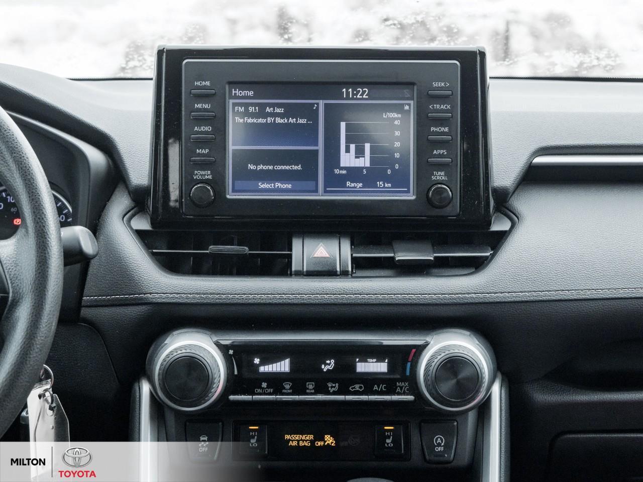 2022 Toyota RAV4 LE HEATED SEATS APPLE CARPLAY BLIND SPOT SAFETY SE Photo