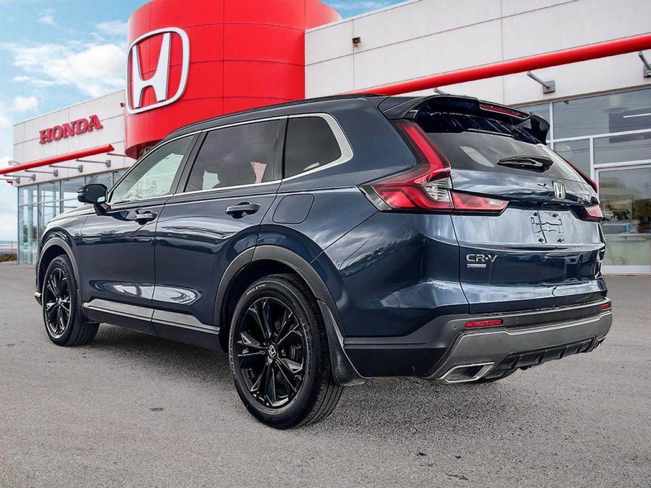 2025 Honda CR-V Hybrid Touring Photo3