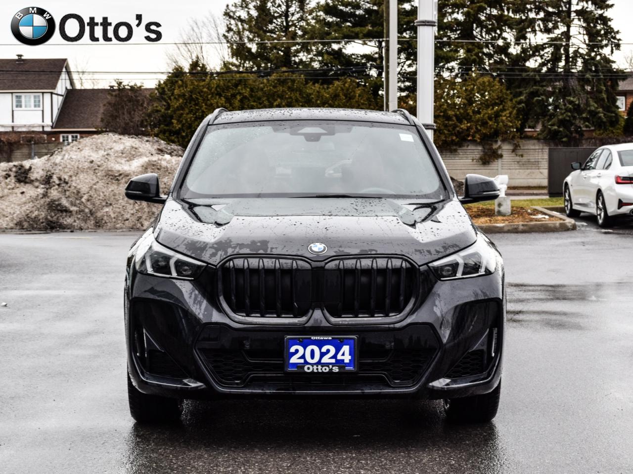 2024 BMW X1 xDrive28i M Sport Package Premium Essential Packag Photo