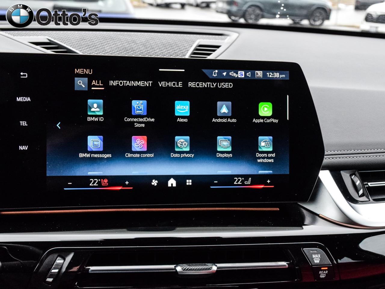 2024 BMW X1 xDrive28i M Sport Package Premium Essential Packag Photo