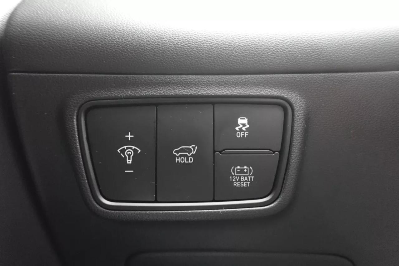 2022 Hyundai Tucson Hybrid ULTIMATE   HEATED SEATS   COOLED SEATS   APPLE CAR Photo