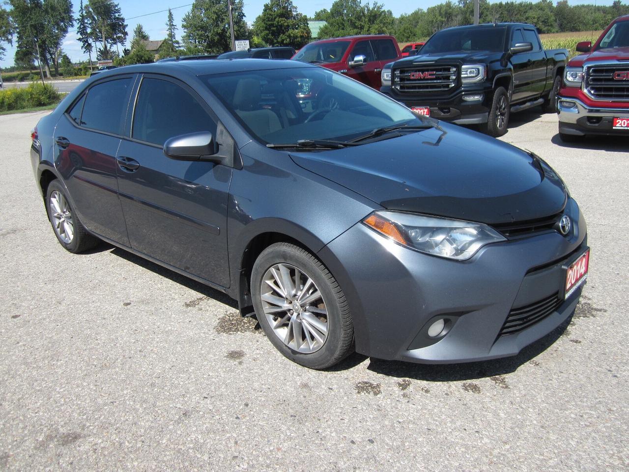 2014 Toyota Corolla 4dr Sdn CVT LE NO ACCIDENTS Photo