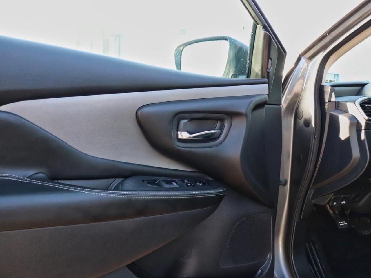 2022 Nissan Murano SV  - Moonroof -  Navigation Photo