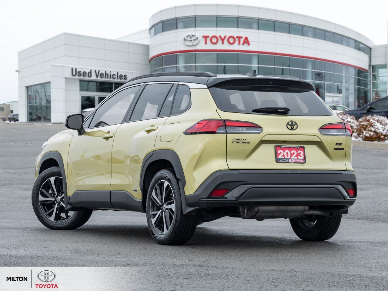 2023 Toyota Corolla Cross JBL STEREO LEATHER POWER SEATS ONE OWNER TCUV XSE Photo