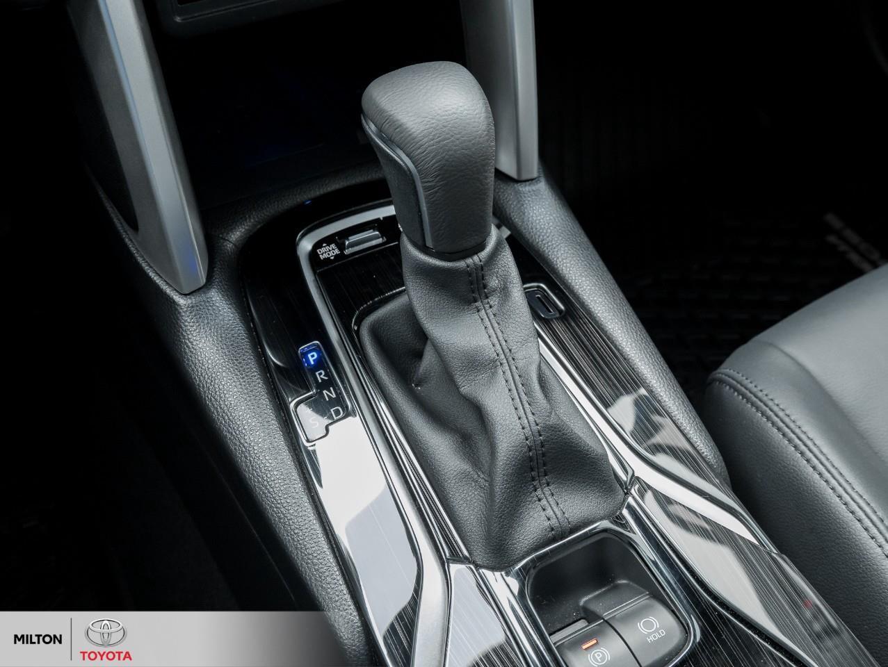 2023 Toyota Corolla Cross JBL STEREO LEATHER POWER SEATS ONE OWNER TCUV XSE Photo