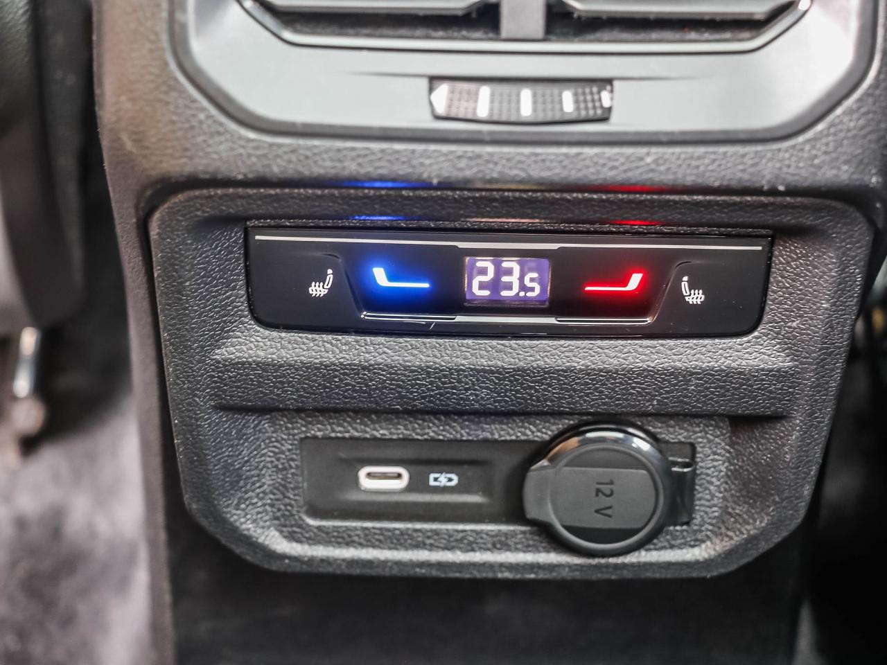 2022 Volkswagen Tiguan HIGHLINE R-LINE 4MOTION Photo