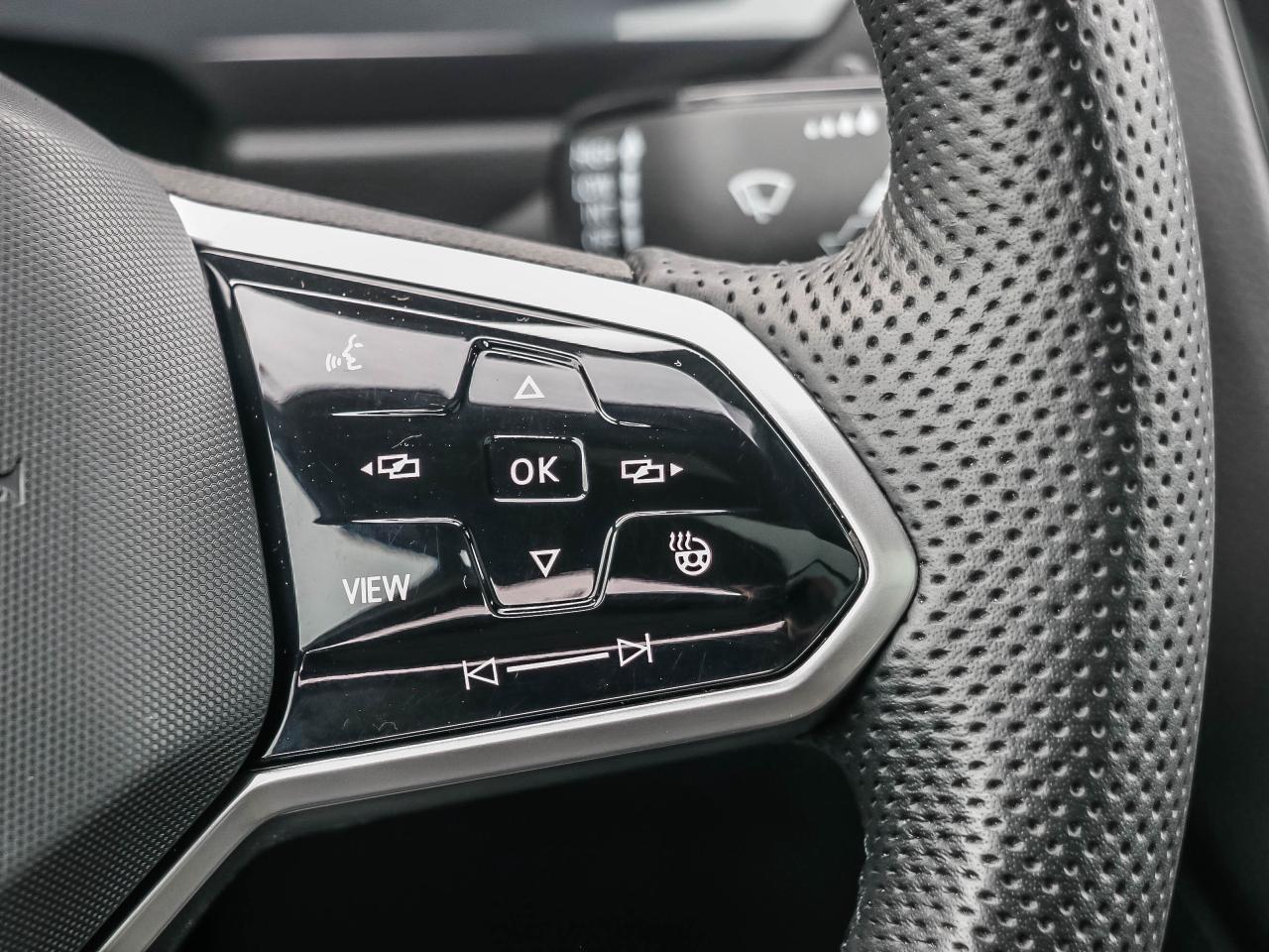 2022 Volkswagen Tiguan HIGHLINE R-LINE 4MOTION Photo