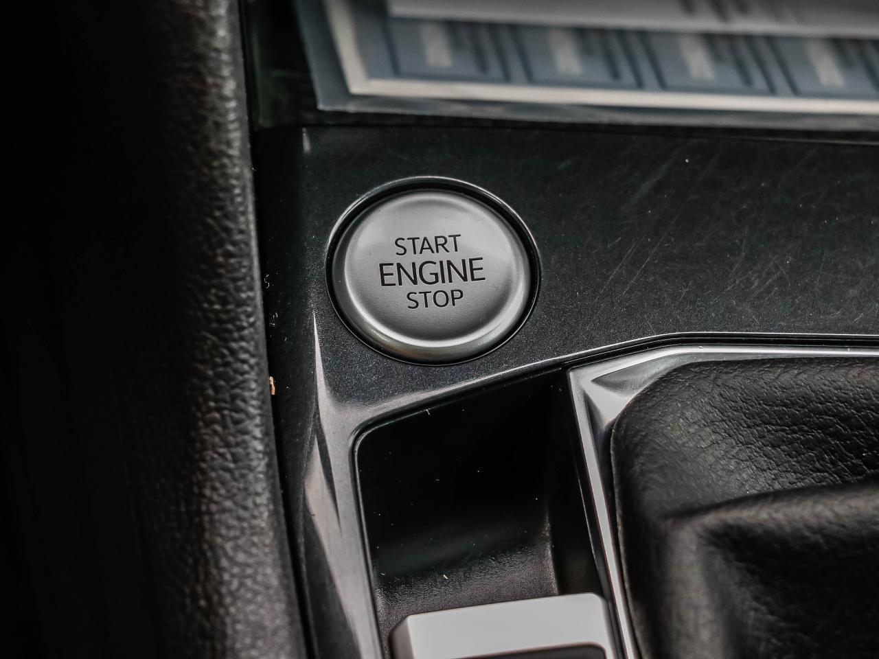 2022 Volkswagen Tiguan HIGHLINE R-LINE 4MOTION Photo