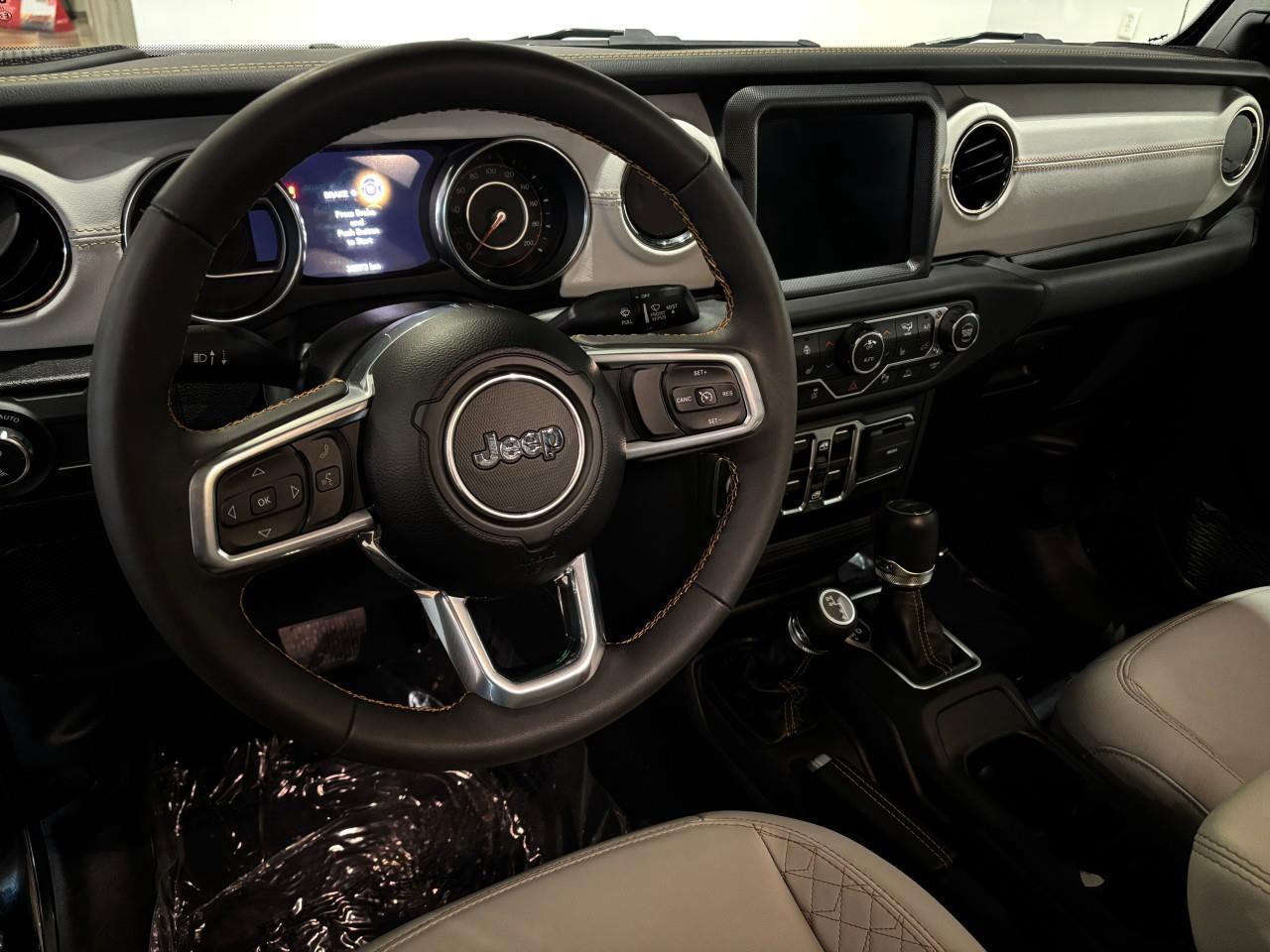 2023 Jeep Gladiator Overland Photo