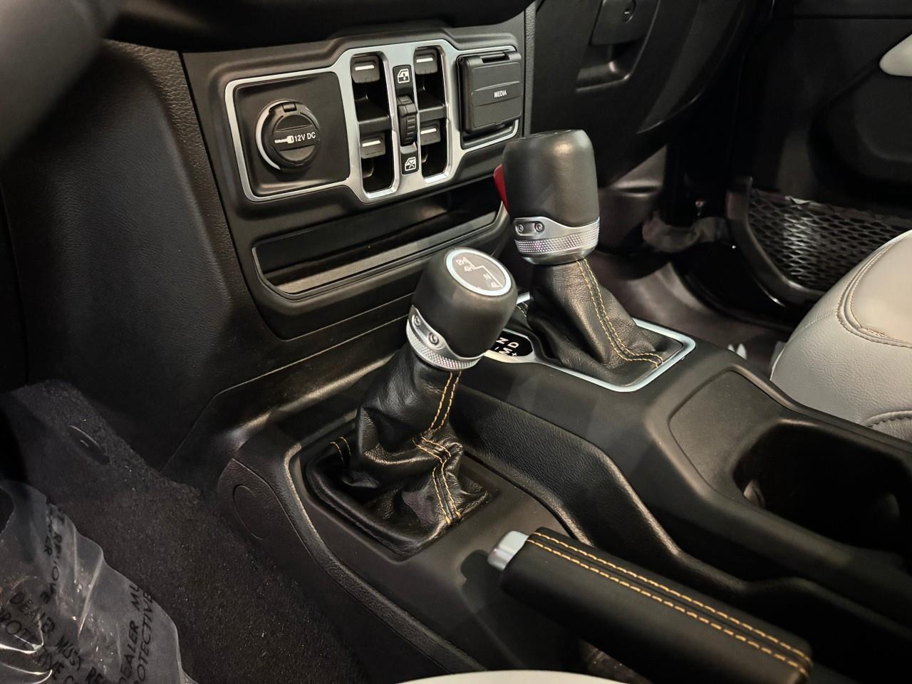 2023 Jeep Gladiator Overland Photo