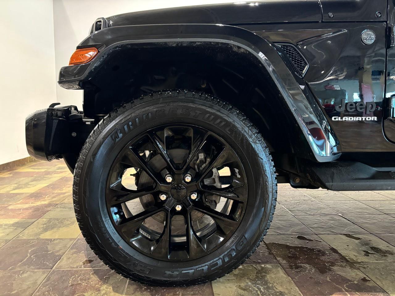 2023 Jeep Gladiator Overland Photo