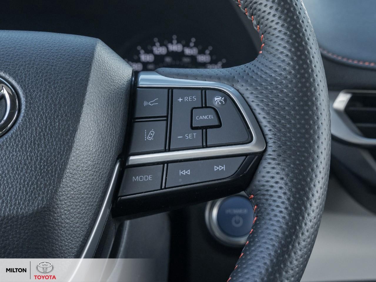 2024 Toyota Sienna LEATHER NAVIGATION BLIND SPOT SUNROOF REMOTE CONNE Photo