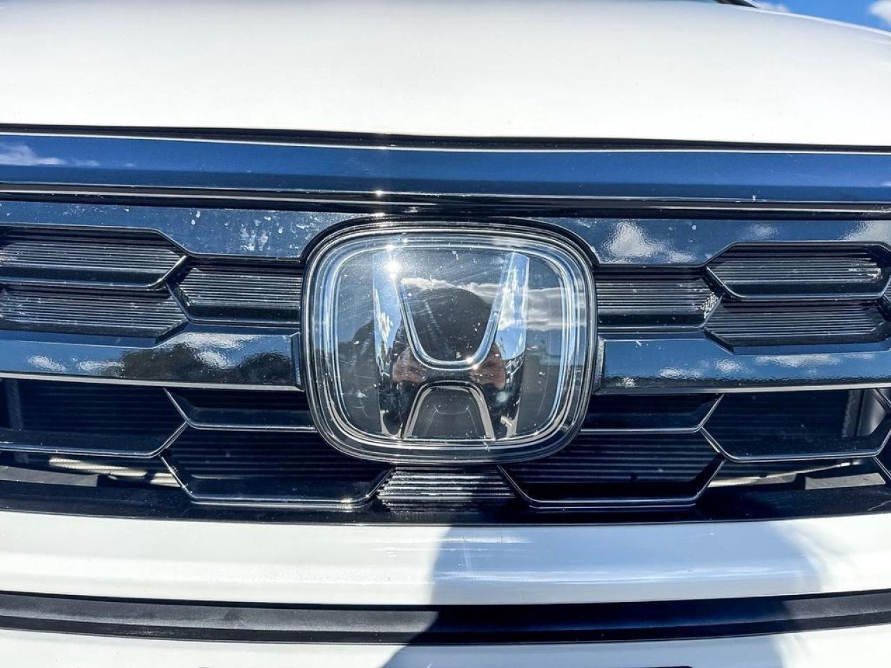 2025 Honda Odyssey Touring Photo