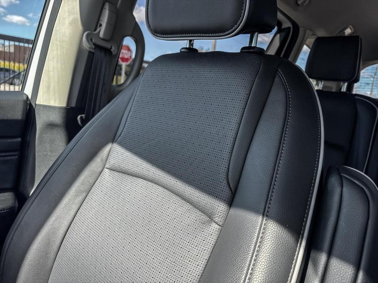 2025 Honda Odyssey Touring Photo