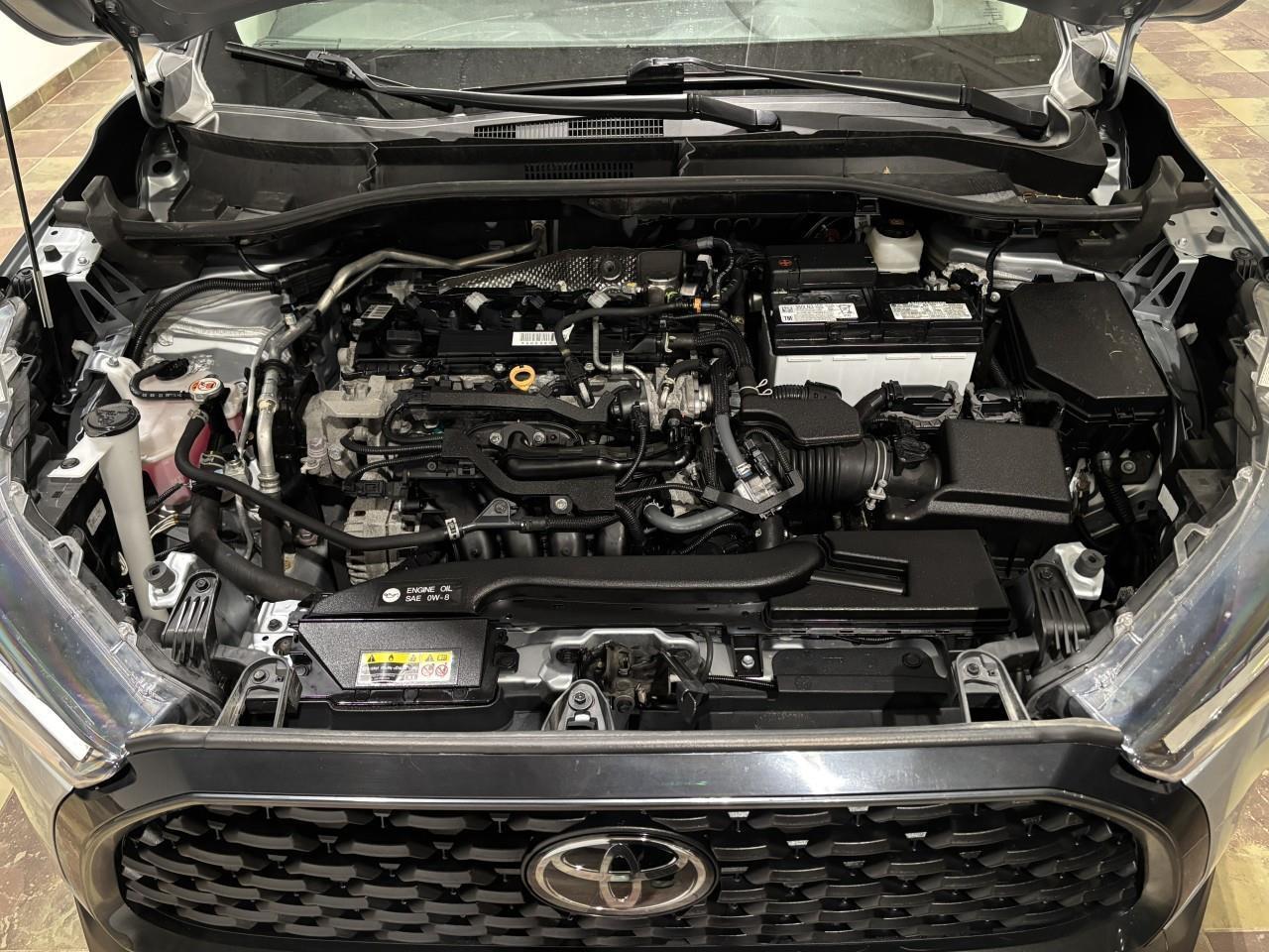 2024 Toyota Corolla Cross LE Photo