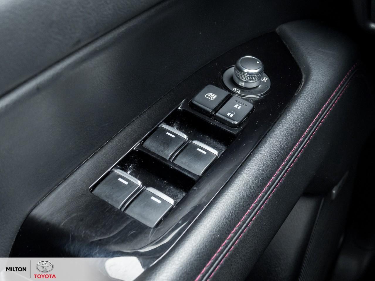 2022 Mazda CX-5 LEATHER NAVIGATION POWER SEATS SUNROOF ONE OWNER N Photo