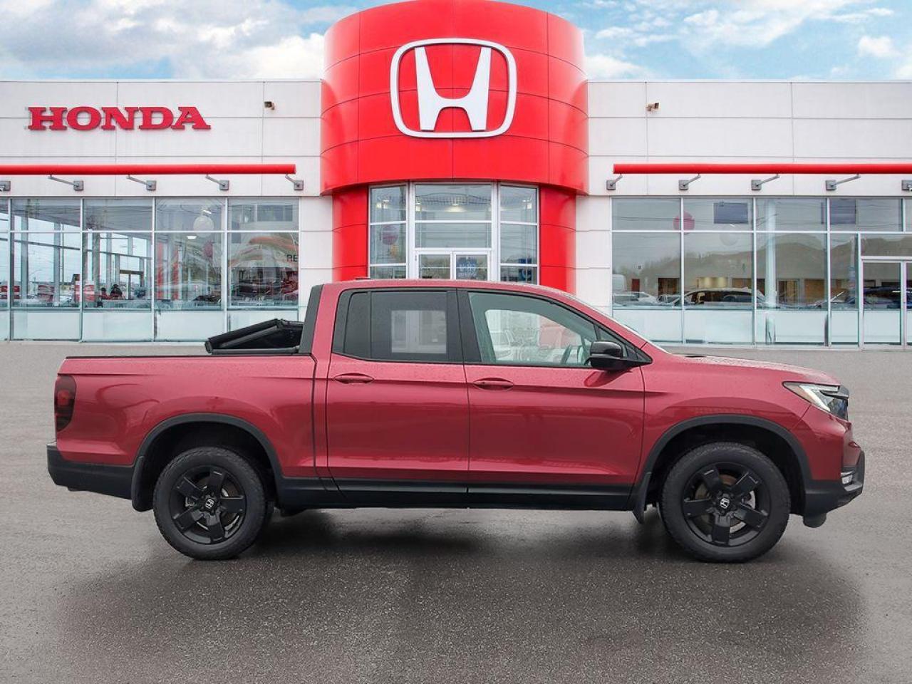 2025 Honda Ridgeline Black Edition Photo