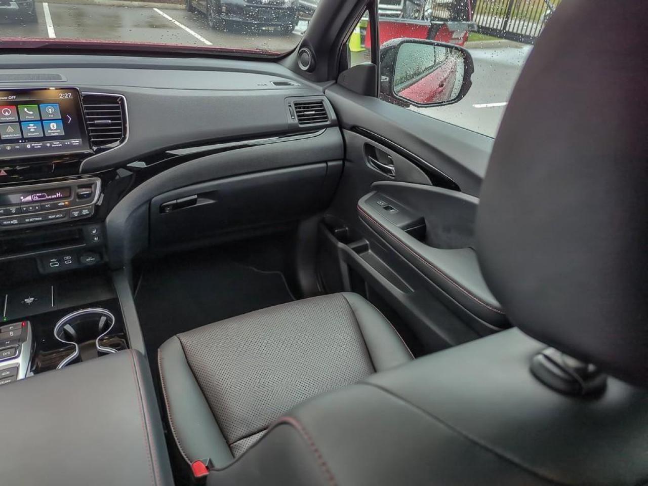 2025 Honda Ridgeline Black Edition Photo