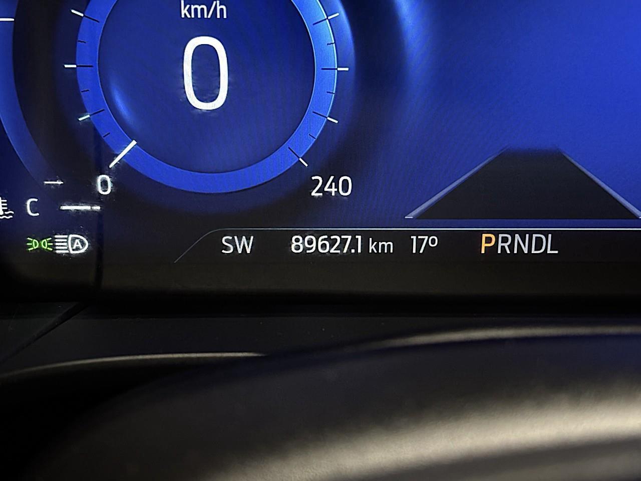 2022 Ford Escape Titanium Hybrid Photo