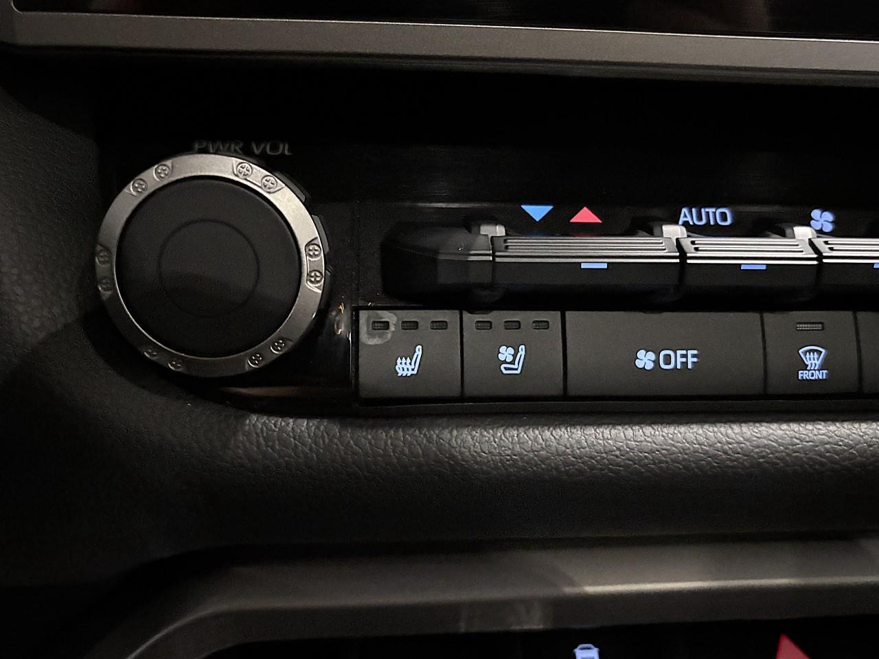 2024 Toyota Tundra Limited  Photo