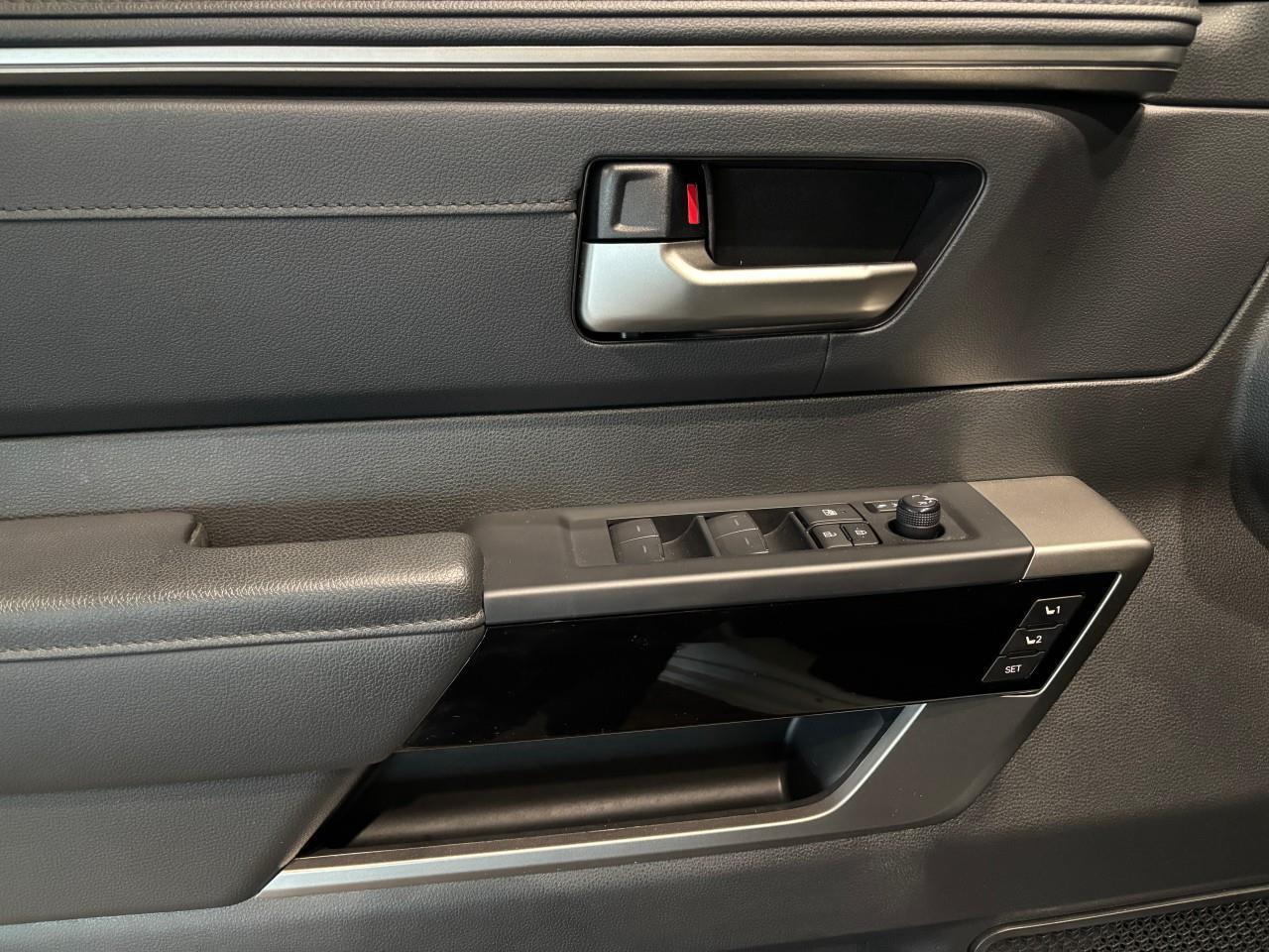 2024 Toyota Tundra Limited  Photo