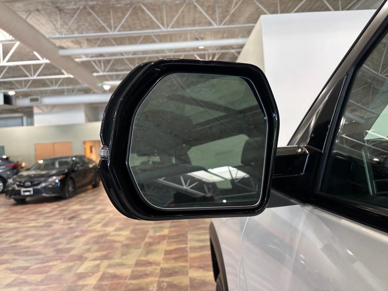 2024 Toyota Tundra Limited  Photo