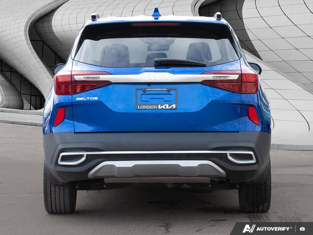 2023 Kia Seltos SX Turbo   Apple CarPlay  Cooled Seats   Heated St Photo4