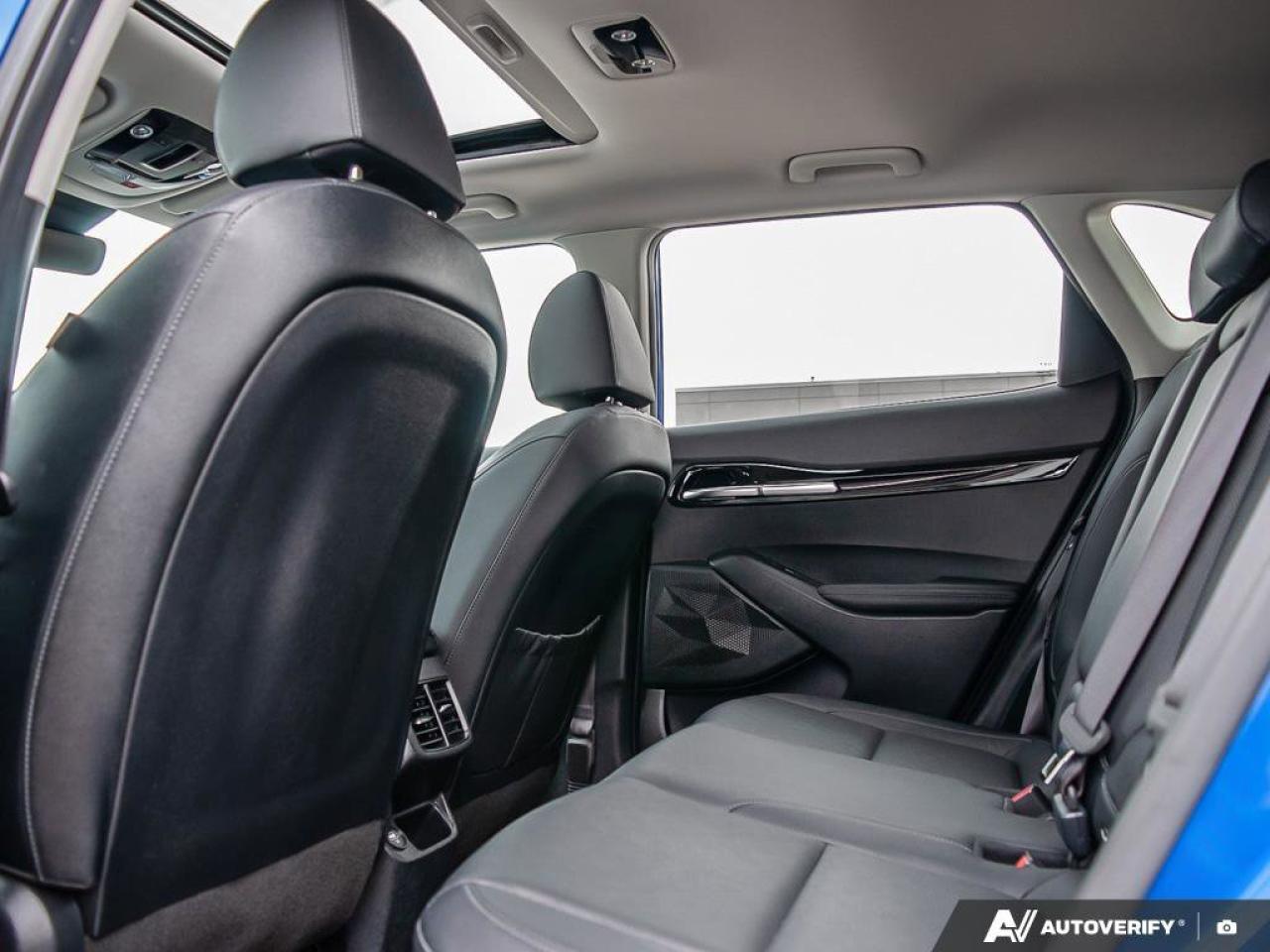 2023 Kia Seltos SX Turbo   Apple CarPlay  Cooled Seats   Heated St Photo