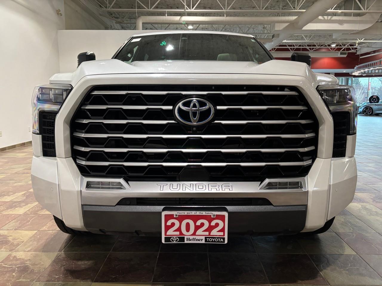 2022 Toyota Tundra CAPSTONE Photo3