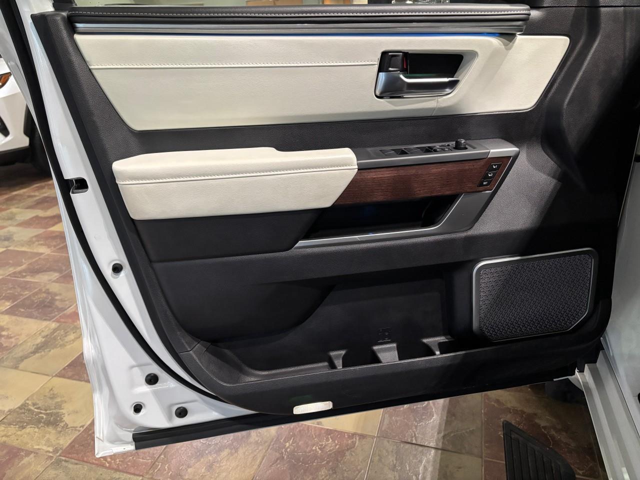 2022 Toyota Tundra CAPSTONE Photo